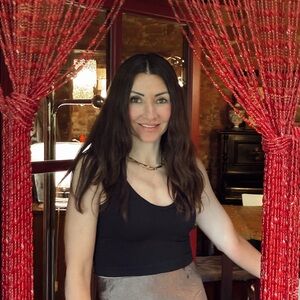 Meet your Posher, Alison